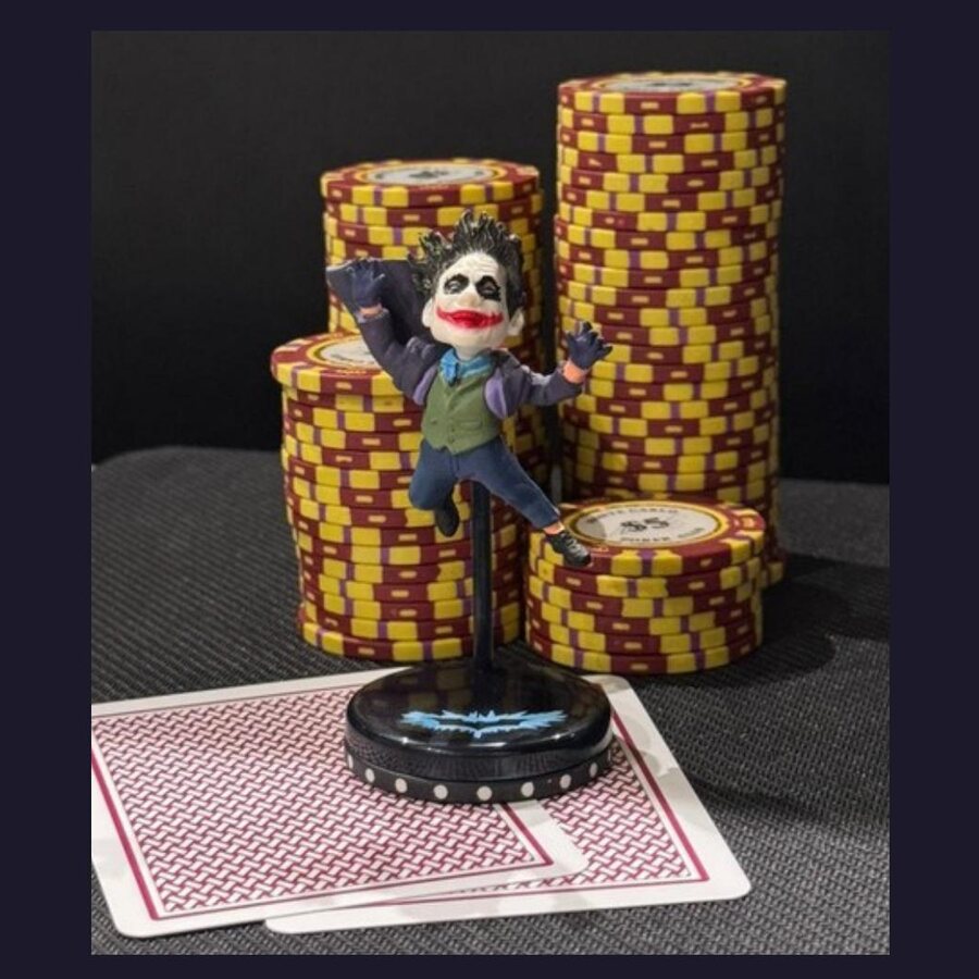 Protect card Coringa Caindo