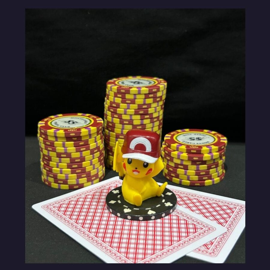 Protect card Pikachu
