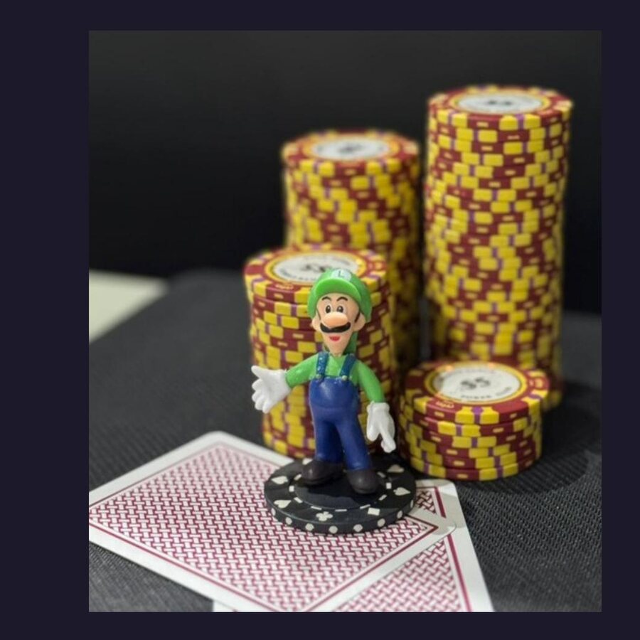 Protect card Luigi 2